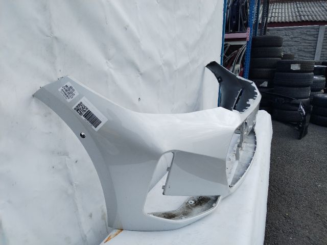 bontott BMW 3 G20-G80 Első Lökhárító (Üresen)