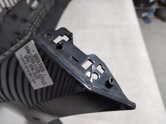 bontott BMW 3 G20-G80 Első Lökhárító (Üresen)