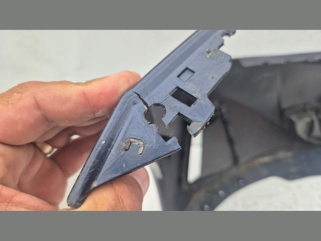 bontott BMW 3 G20-G80 Első Lökhárító (Üresen)