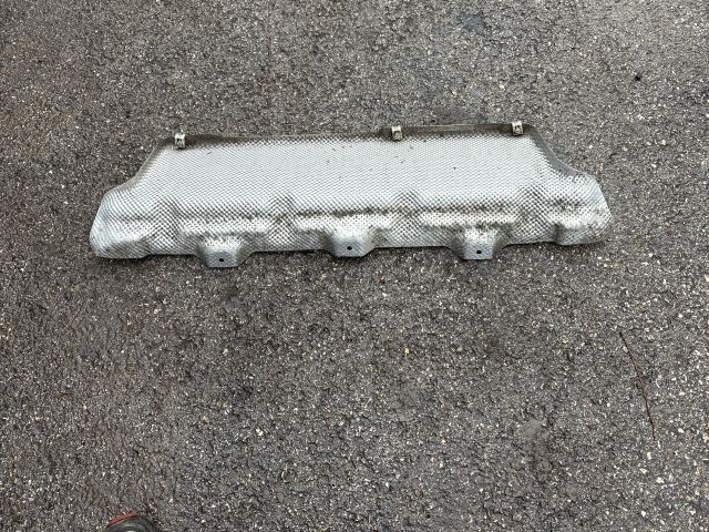 bontott BMW 3 G20-G80 Hátsó Kipufogó Dob Hővédő Lemez