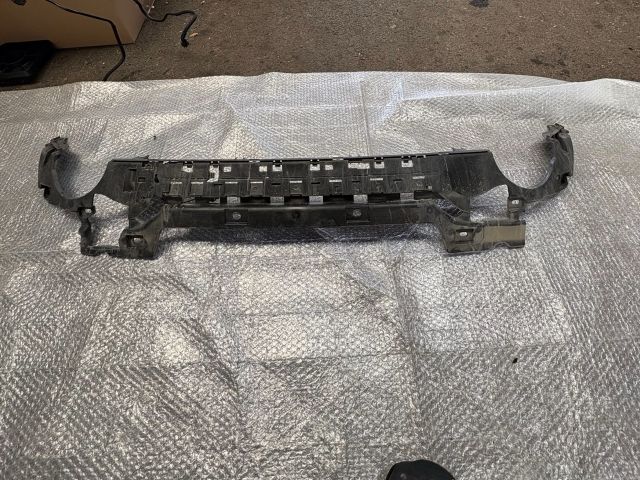 bontott BMW 3 G20-G80 Hátsó középső Lökhárító Tartó (Műanyag)