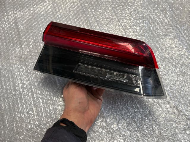 bontott BMW 3 G20-G80 Jobb Belső Hátsó Lámpa