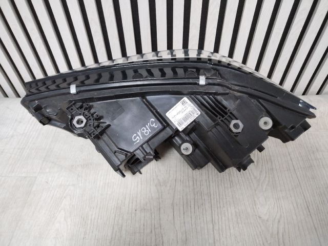 bontott BMW 3 G20-G80 Jobb Fényszóró