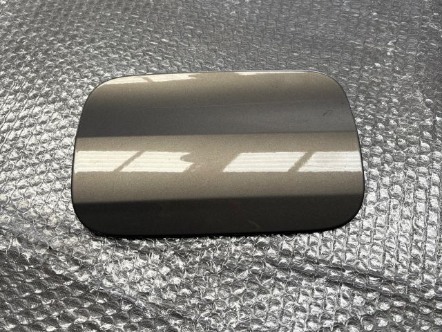 bontott BMW 3 G20-G80 Tankajtó