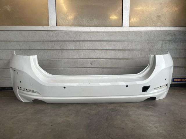 bontott BMW 3 G21, G81 Hátsó Lökhárító (Üresen)