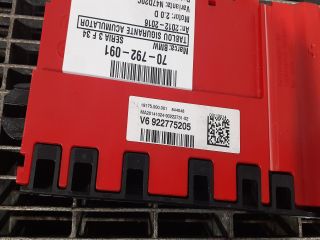 bontott BMW 3 GT Biztosítéktábla Motortér