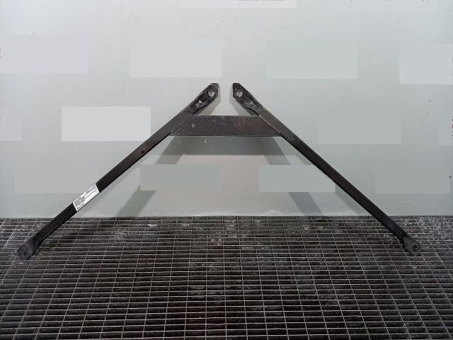 bontott BMW 3 GT Motor Tartó Bak (Pozíciófüggetlen)