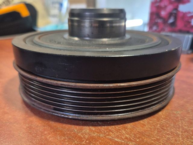 bontott BMW 3 GT Főtengely Szíjtárcsa