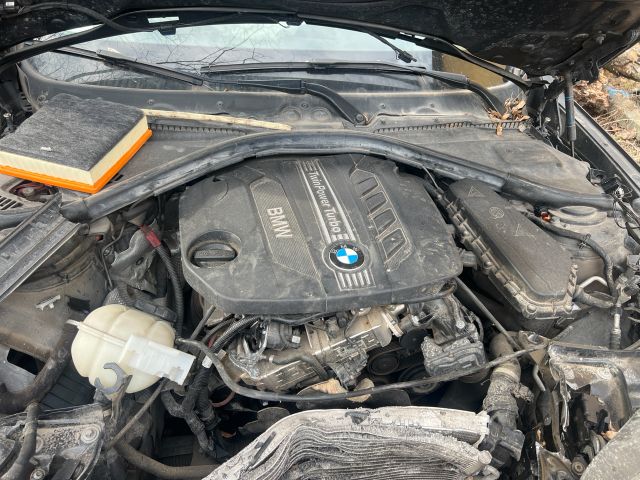 bontott BMW 3 GT Motor (Fűzött blokk hengerfejjel)