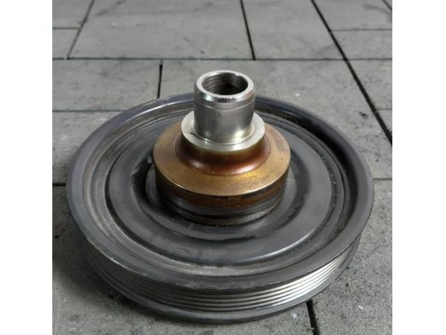 bontott BMW 3 GT Főtengely Szíjtárcsa