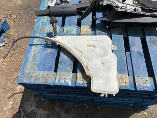 bontott BMW 3 GT Ablakmosó Tartály