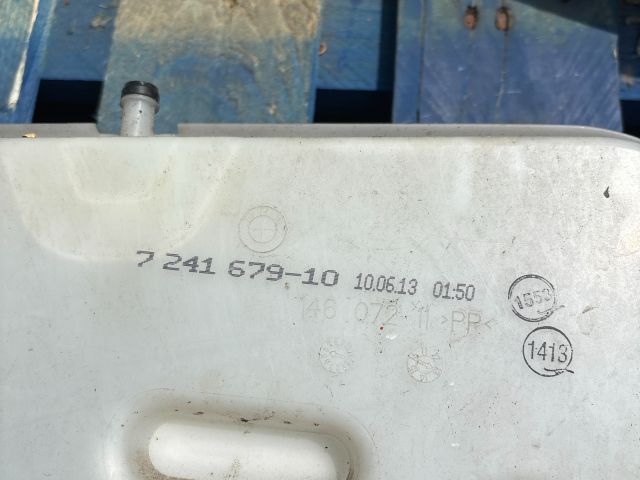 bontott BMW 3 GT Ablakmosó Tartály