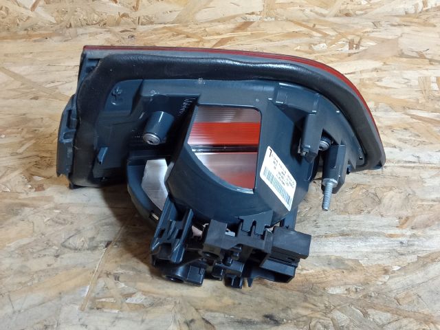 bontott BMW 3 GT Bal Belső Hátsó Lámpa