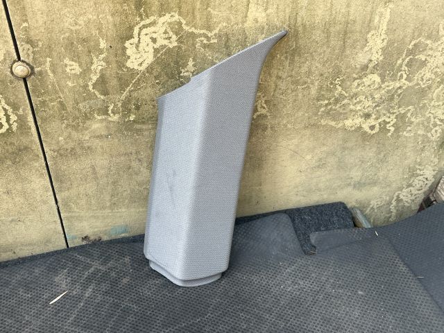 bontott BMW 3 GT Bal C Oszlop Burkolat