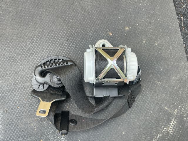 bontott BMW 3 GT Bal első Biztonsági Öv