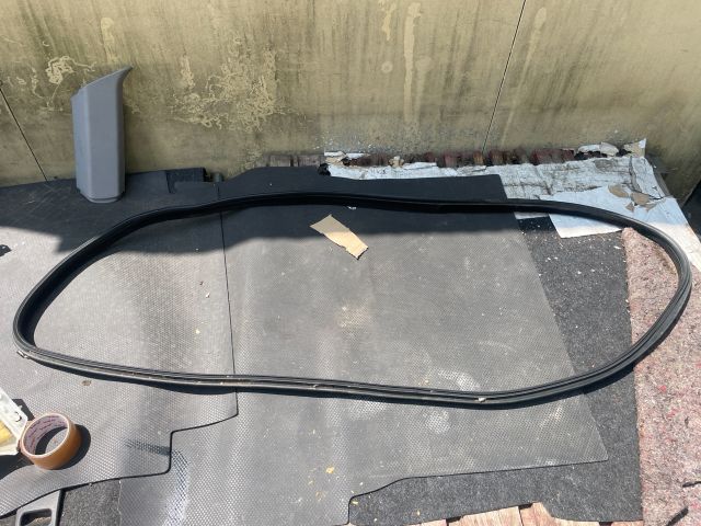 bontott BMW 3 GT Bal első Gumikéder