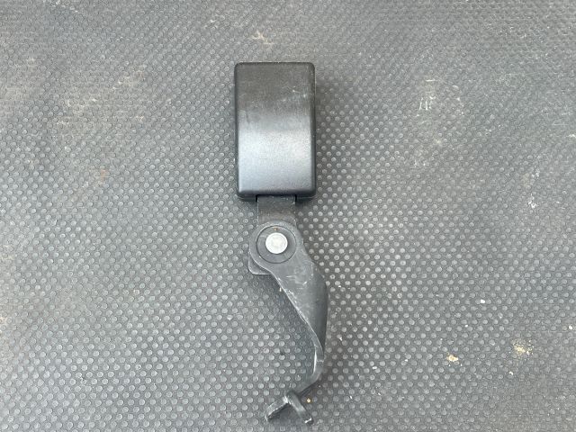 bontott BMW 3 GT Bal hátsó Biztonsági Öv Csat