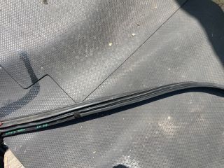 bontott BMW 3 GT Bal hátsó Gumikéder