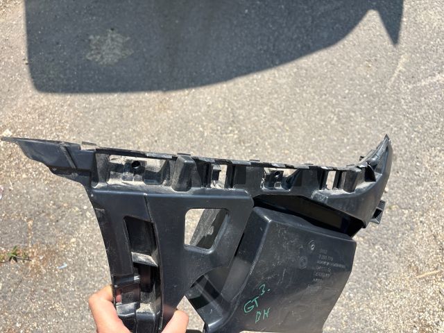 bontott BMW 3 GT Bal hátsó Oldal Lökhárító Tartó (Műanyag)