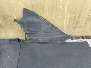 bontott BMW 3 GT Bal Levélrács Záróvég