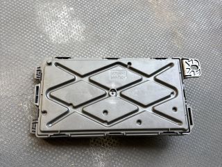 bontott BMW 3 GT Biztosítéktábla Csomagtér