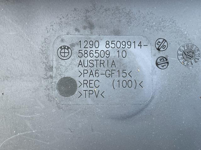 bontott BMW 3 GT Biztosítéktábla Fedél