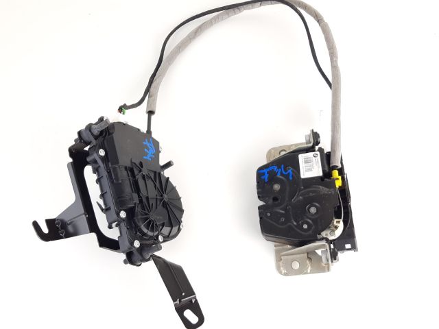 bontott BMW 3 GT Csomagtérajtó Zárszerkezet