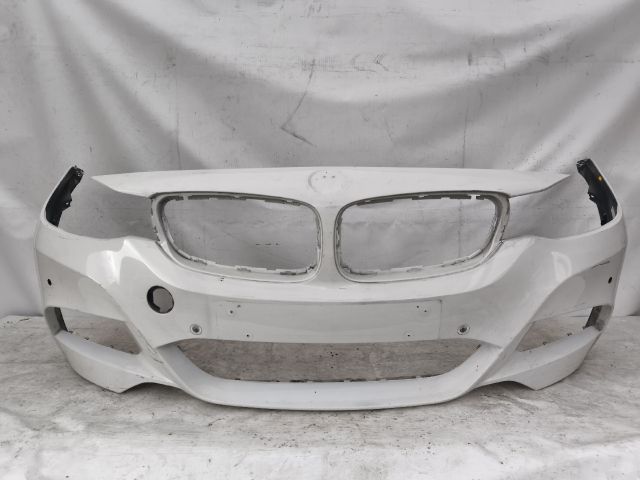 bontott BMW 3 GT Első Lökhárító (Üresen)