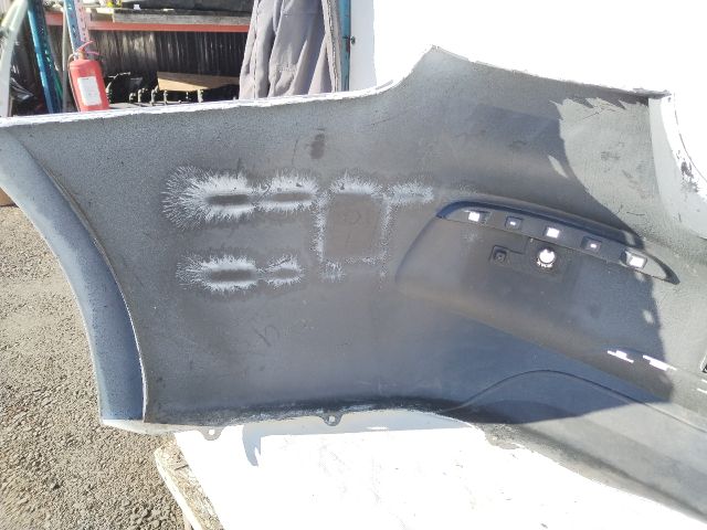 bontott BMW 3 GT Hátsó Lökhárító (Üresen)