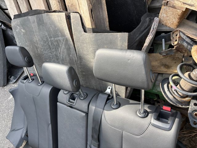 bontott BMW 3 GT Hátsó Ülés Szett