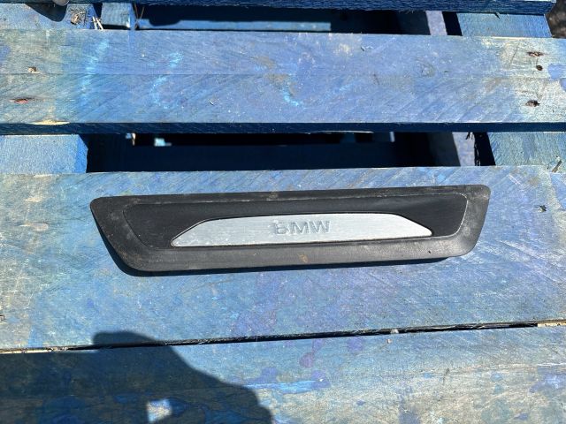 bontott BMW 3 GT Jobb hátsó Belső Küszöb Burkolat