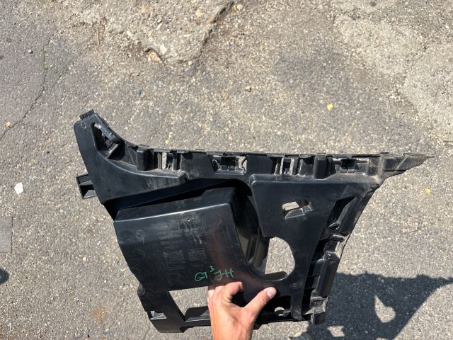 bontott BMW 3 GT Jobb hátsó Oldal Lökhárító Tartó (Műanyag)