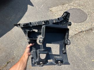 bontott BMW 3 GT Jobb hátsó Oldal Lökhárító Tartó (Műanyag)