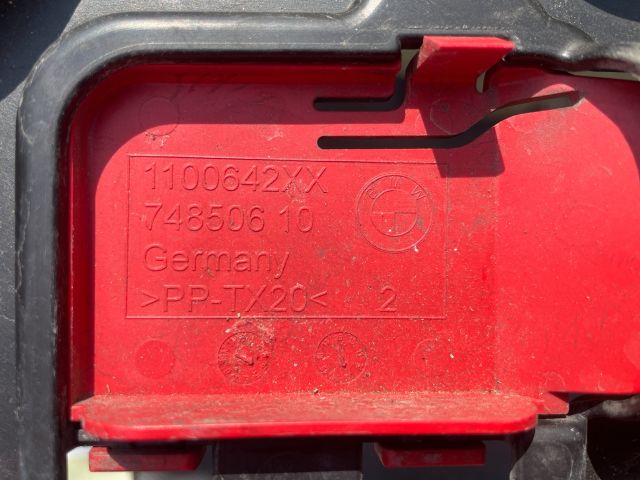 bontott BMW 3 GT Jobb Levélrács Záróvég