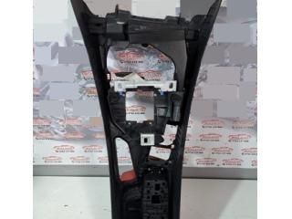 bontott BMW 3 GT Könyöklő