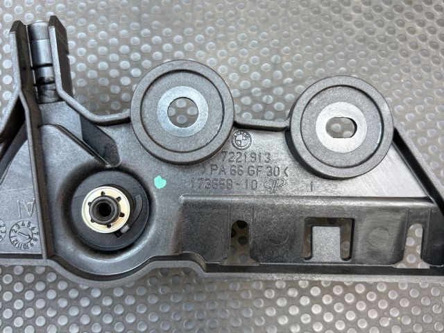 bontott BMW 3 GT Motorháztető Nyitó Kar / Gomb