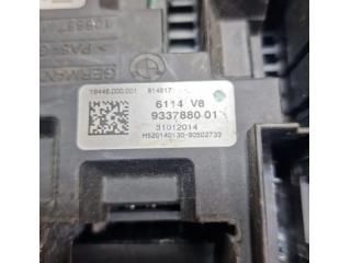 bontott BMW 4 Biztosítéktábla Motortér