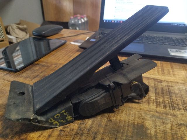 bontott BMW 4 Gázpedál (Elektromos)