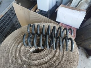 bontott BMW 4 Hátsó Rugó Pár