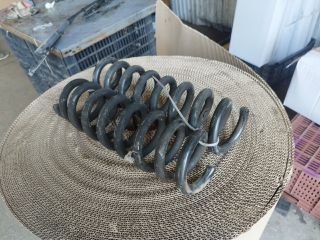 bontott BMW 4 Hátsó Rugó Pár