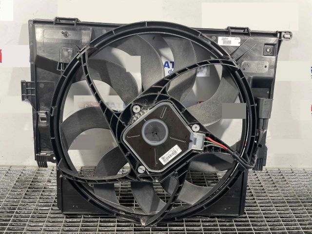 bontott BMW 4 Hűtőventilátor