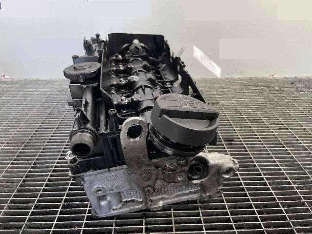 bontott BMW 4 Motor (Fűzött blokk hengerfejjel)