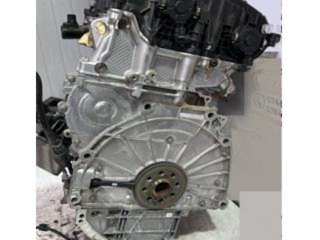 bontott BMW 4 Motor (Fűzött blokk hengerfejjel)