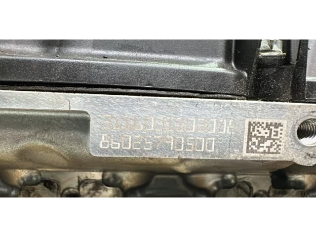 bontott BMW 4 Motor (Fűzött blokk hengerfejjel)