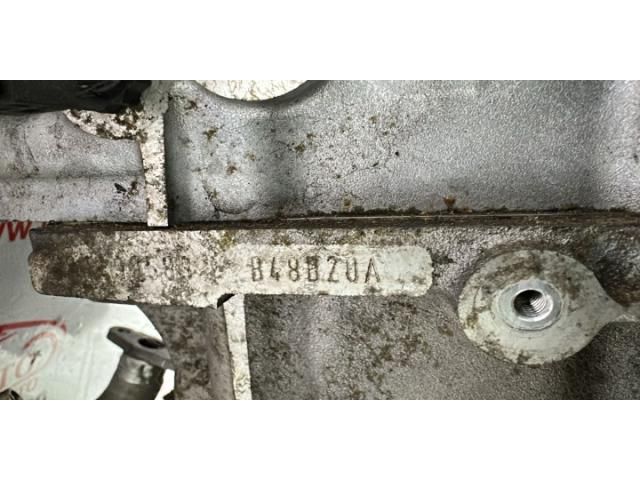 bontott BMW 4 Motor (Fűzött blokk hengerfejjel)