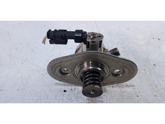 bontott BMW 4 Üzemanyag Szivattyú