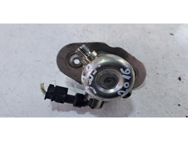 bontott BMW 4 Üzemanyag Szivattyú