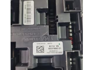 bontott BMW 4 Biztosítéktábla Motortér