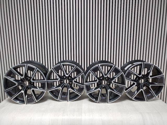 bontott BMW 4 Alufelni Szett