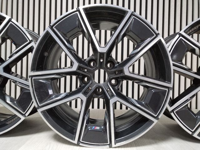 bontott BMW 4 Alufelni Szett